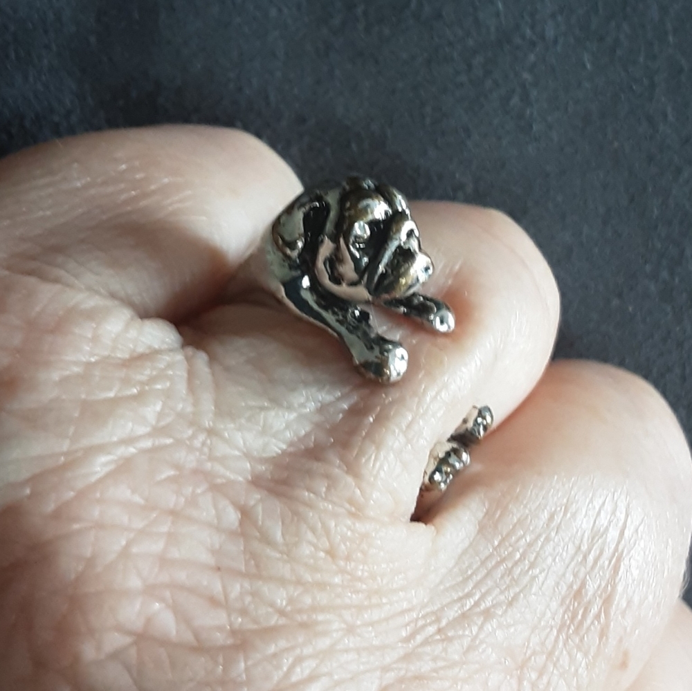 BULLDOG/PUG SILVER HUG RING - Picture 2 of 5